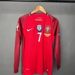 البرتغال 2016 الزي الاساسي اكمام طويلة