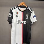 يوفنتوس 18/19 الزي الأساسي