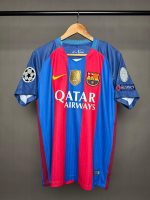 برشلونة 16/17 الزي الأساسي