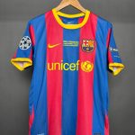 برشلونة 10/11 الزي الأساسي