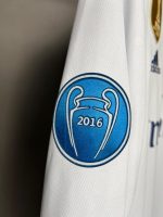 ⁦ريال مدريد 16/17 الزي الأساسي⁩ - الصورة ⁦6⁩