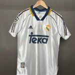 ريال مدريد 99/00 الزي الأساسي