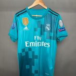 ريال مدريد 17/18 الزي الاحتياطي