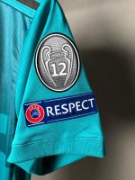 ⁦ريال مدريد 17/18 الزي الاحتياطي⁩ - الصورة ⁦4⁩