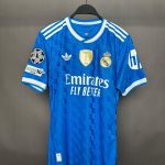 ريال مدريد 25/26 الزي الثالث نسخة لاعبين