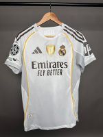 ريال مدريد 25/26 الزي الاساسي نسخة لاعبين
