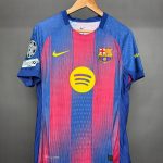 برشلونة 25/26 الزي الاساسي نسخة لاعبين
