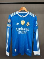 ريال مدريد 25/26 الزي الثالث نسخة لاعبين اكمام طويلة