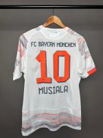 ⁦بايرن ميونخ 25/26 الزي الاحتياطي نسخة لاعبين⁩ - الصورة ⁦2⁩
