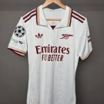 ارسنال 25/26 الزي الثالث نسخة لاعبين