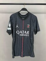 باريس سان جيرمان 25/26 الزي الرابع نسخة لاعبين